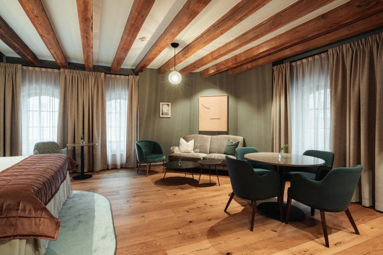Ad Astra By Elite - Hotel, Spa & Resort Södertälje Екстериор снимка